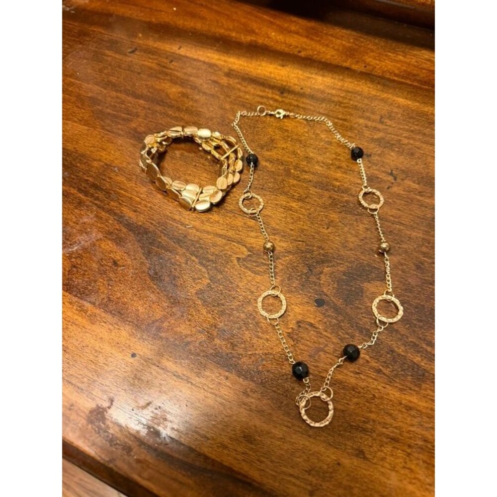 Gold toned necklace and bracelet set